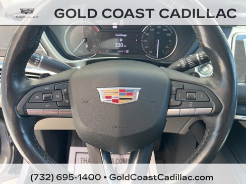 Used 2020 Cadillac XT4 Luxury w/ Cold Weather Package image 18