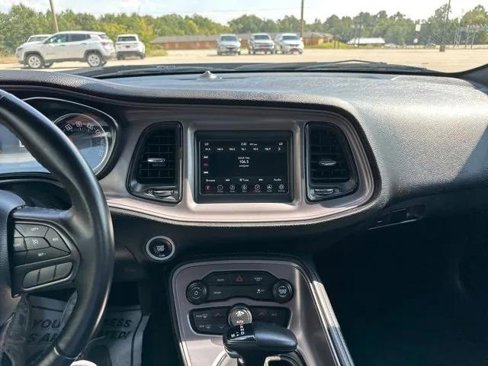Certified 2023 Dodge Challenger SXT image 14