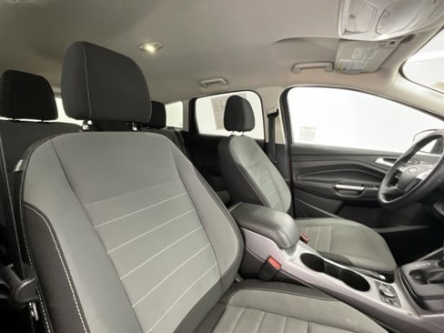 Used 2016 Ford Escape SE w/ SE Cold Weather Package image 11