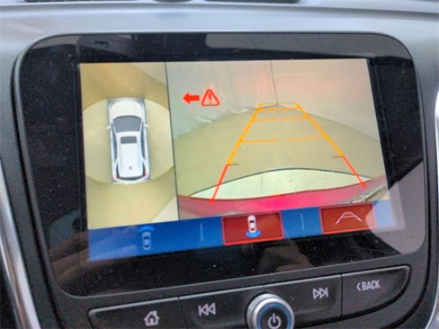 Used 2018 Chevrolet Equinox Premier image 31