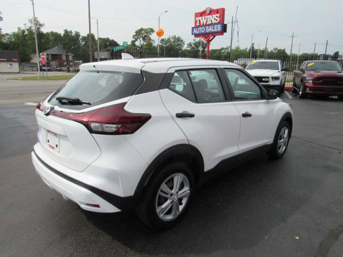 Used 2021 Nissan Kicks S image 6