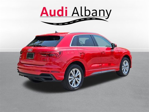 Used 2025 Audi Q3 2.0T Premium image 4