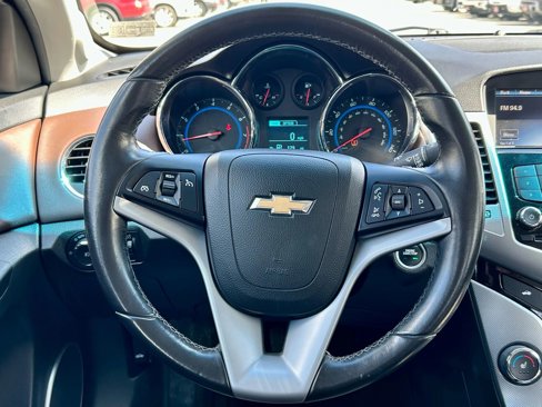 Used 2015 Chevrolet Cruze LTZ w/ Sun, Sound and Sport Package image 19