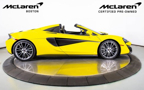 Used 2018 McLaren 570S Spider image 8