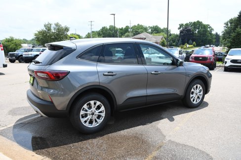 Used 2025 Ford Escape Active w/ Cold Weather Package image 7