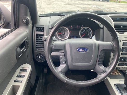Used 2012 Ford Escape XLT image 7