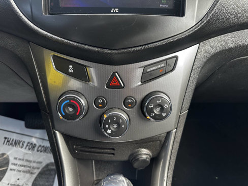 Used 2016 Chevrolet Trax LTZ image 31