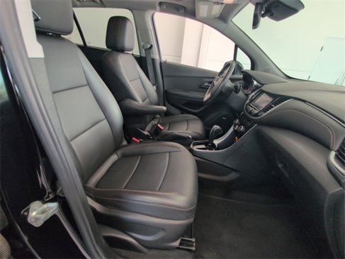 Used 2020 Chevrolet Trax Premier image 17