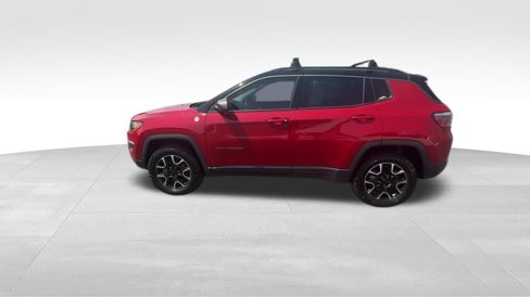 Used 2020 Jeep Compass Trailhawk image 30