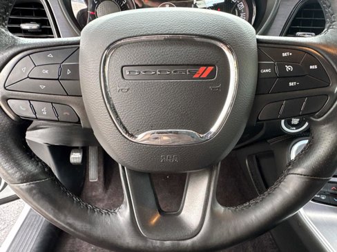 Used 2017 Dodge Challenger SXT Plus image 18