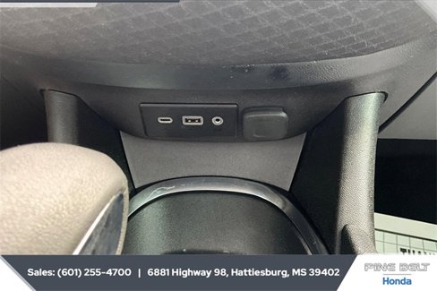 Used 2023 Chevrolet Malibu LT image 22