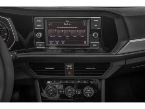 Used 2019 Volkswagen Jetta R-Line image 10