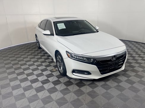 Used 2019 Honda Accord EX image 4