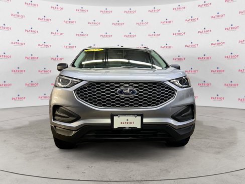 New 2024 Ford Edge SE image 8