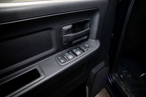 Used 2014 RAM 1500 Express image 18