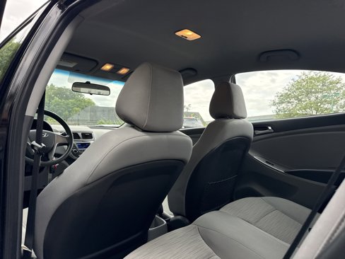 Used 2016 Hyundai Accent SE image 27