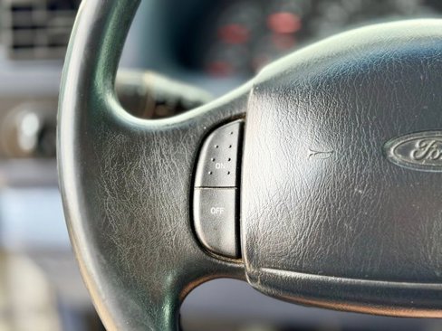 Used 1999 Ford F250 Lariat image 24