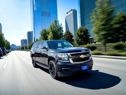 Used 2019 Chevrolet Suburban LS image 1