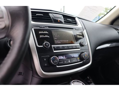 Used 2017 Nissan Altima 2.5 SL image 22