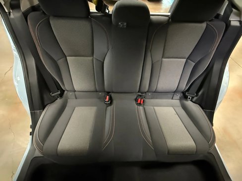 Used 2021 Subaru Crosstrek 2.0i Premium w/ Moonroof Package image 12