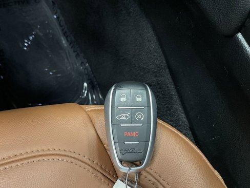 Used 2018 Alfa Romeo Giulia AWD image 27