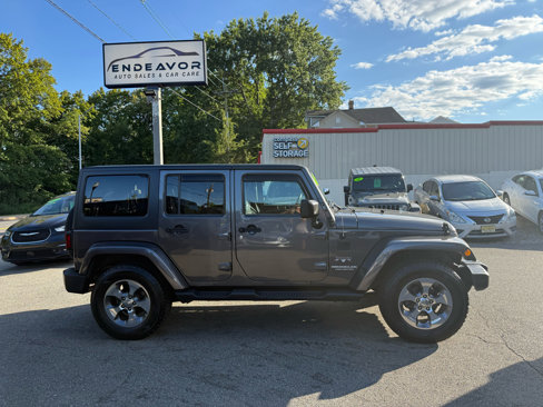 Used 2016 Jeep Wrangler Unlimited Sahara image 8