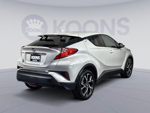 Used 2018 Toyota C-HR XLE image 7