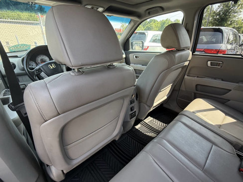 Used 2012 Honda Pilot Touring image 17