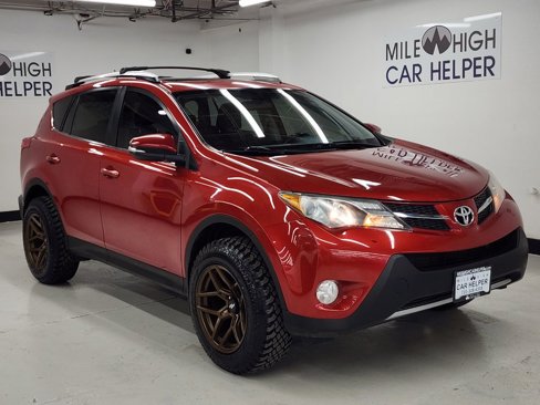 Used 2013 Toyota RAV4 XLE image 3