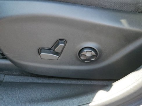 Certified 2021 Jeep Cherokee Latitude Lux 80th Anniv w/ Quick Order Package 26U 80TH image 20