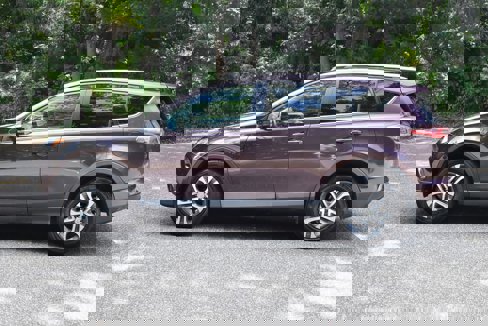 Used 2017 Toyota RAV4 LE image 4