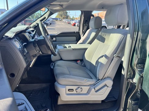 Used 2012 Ford F150 XLT w/ XLT Chrome Pkg image 12