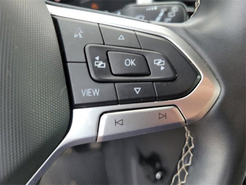 Used 2022 Volkswagen Atlas Cross Sport SE image 27