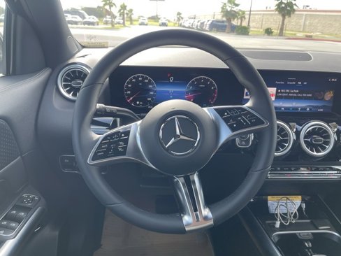 New 2025 Mercedes-Benz GLA 250 image 8