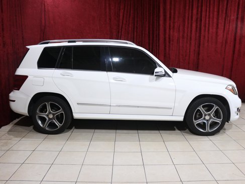 Used 2015 Mercedes-Benz GLK 250 BlueTEC 4MATIC image 8