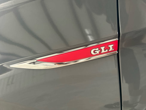 Used 2021 Volkswagen Jetta GLI Autobahn image 11
