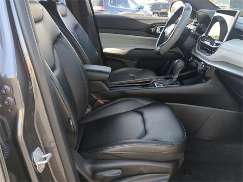 Used 2024 Jeep Compass Limited image 20