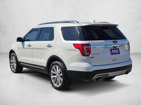 Used 2016 Ford Explorer Limited w/ Equipment Group 301A image 8