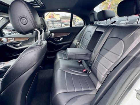 Used 2020 Mercedes-Benz C 300 4MATIC Sedan image 15