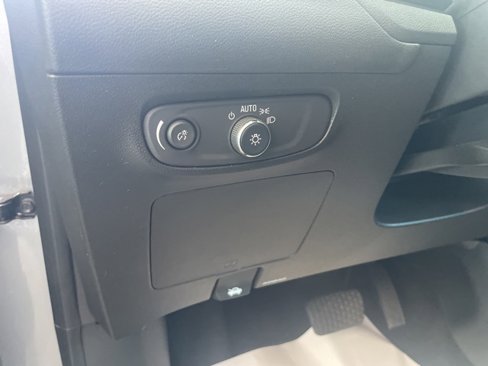 Used 2024 Buick Encore GX Sport Touring image 16