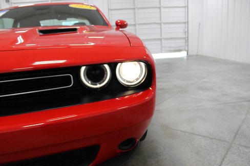 Used 2023 Dodge Challenger SXT image 13