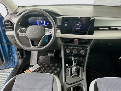 New 2025 Volkswagen Taos S image 19