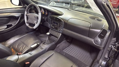 Used 1998 Porsche Boxster image 20