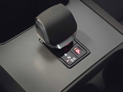Certified 2025 Land Rover Discovery Sport S image 26