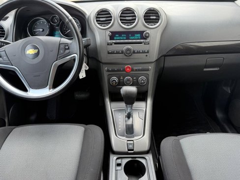 Used 2013 Chevrolet Captiva Sport LS image 10