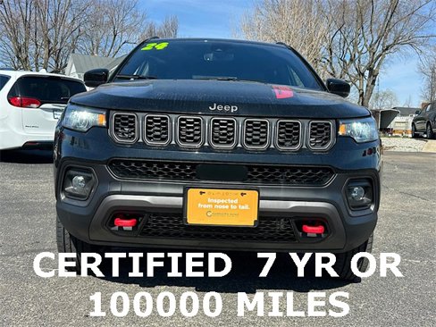 Certified 2024 Jeep Compass Trailhawk image 2