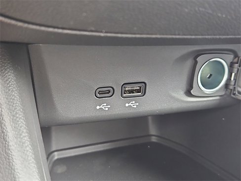 New 2025 Buick Envista Preferred w/ Advanced Safety Package image 17