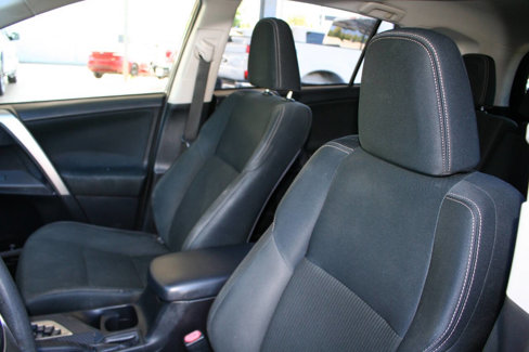 Used 2015 Toyota RAV4 XLE image 14