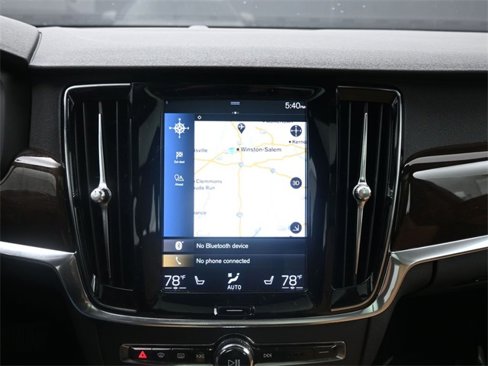 Used 2019 Volvo S90 T6 Momentum image 14