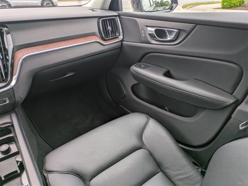 Certified 2024 Volvo S60 B5 Plus image 16